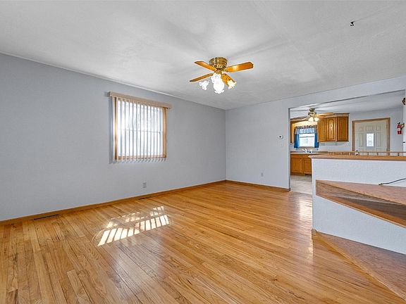 5th image of 105 & 107 Plum St