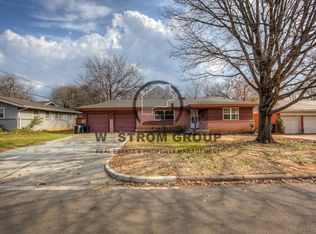 405 Vine St, Euless, TX 76040