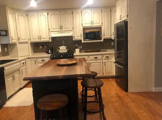 3034 Whirthington Ct, Suamico, WI 54173