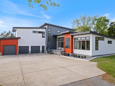 1115 Center Point Rd, Hendersonville, TN, 37075