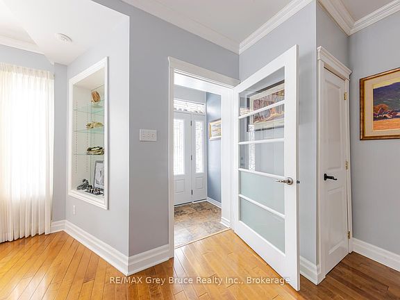 5th image of 424 Huron Rd