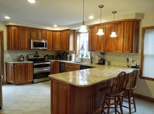 35 Triton Ave, Winthrop, MA 02152
