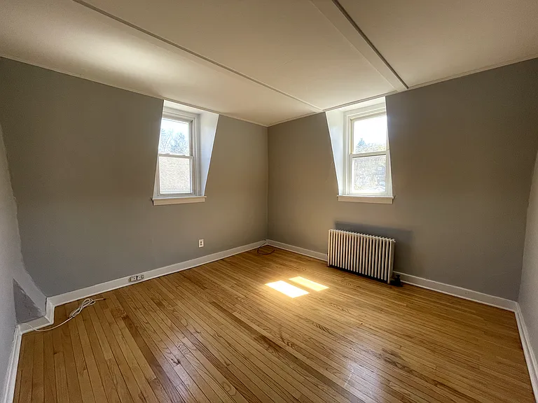 4 Main St #6 — Photo 12