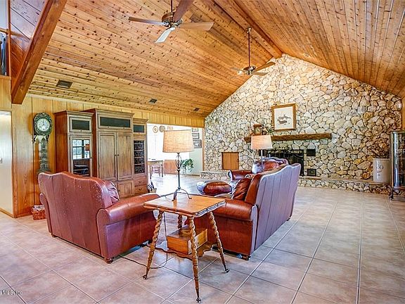 4th image of 27101 County Road 44a