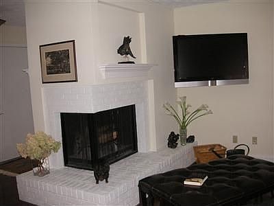 4th image of 17154 Valley Creek Dr