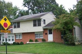 2nd image of 4589 Dundee Ave