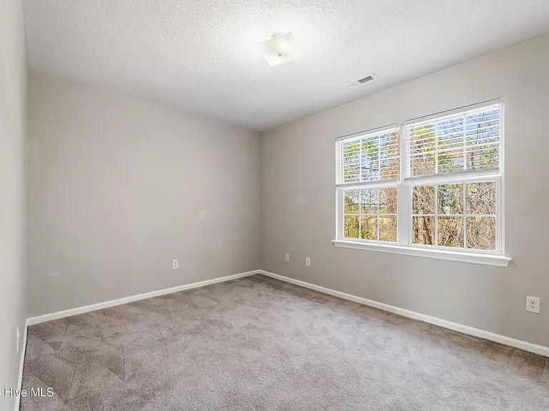 977 W Pueblo Dr — Photo 13
