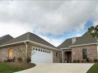 313 Carr Meadow Dr, Ridgeland, MS 39157