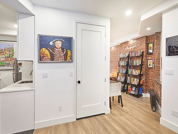 3rd image of 252 7th St #7