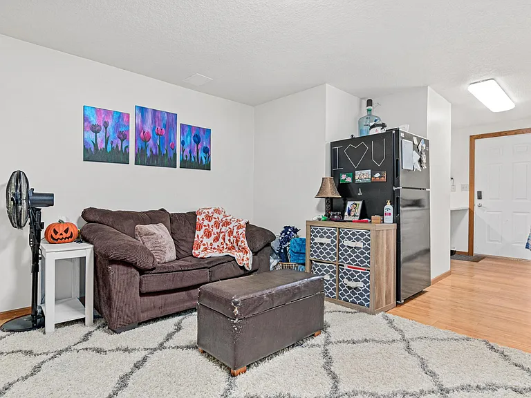 2535 Aldrich Ave S #3 — Photo 4