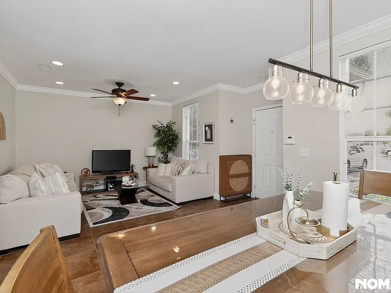1417 Lyonshire Dr — Photo 5