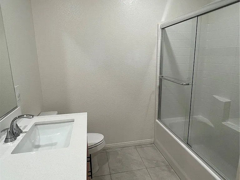 2737 Abrantes Pl — Photo 15