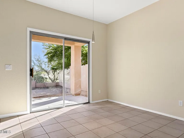 9303 E Whitewing Dr — Photo 12