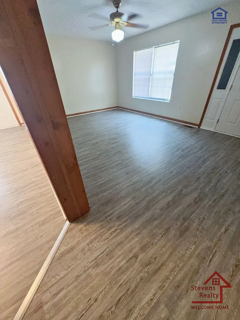 $500 Off First Month rent! Embrace Effortless Living — Photo 4