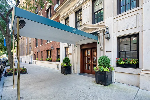 70 East 77th Street #4B in Lenox Hill, Manhattan | StreetEasy 70 East 77th Street #4B in Lenox Hill, Manhattan | StreetEasy