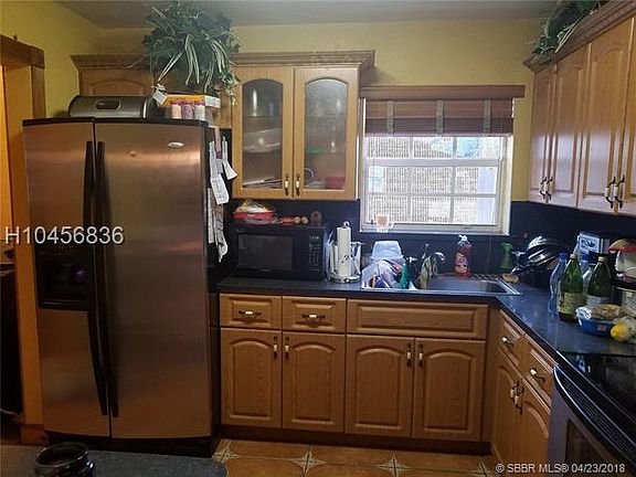 3rd image of 20373 NW 43rd Pl