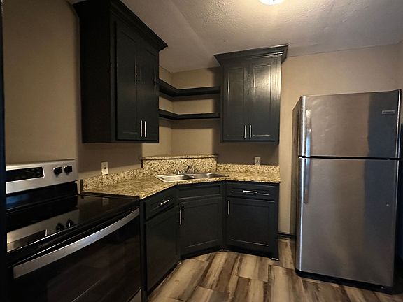 3rd image of 317 Glenoak Dr #3