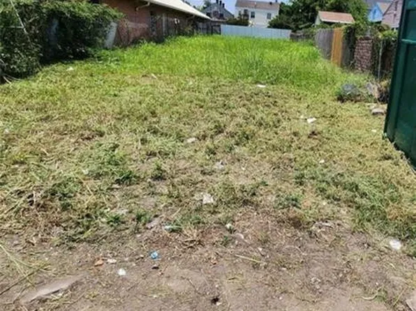 2215 Rev John Raphael Jr Way, New Orleans, LA 70113