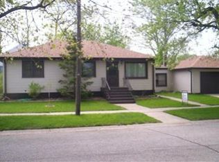 3940 Clough St, Highland, IN 46322