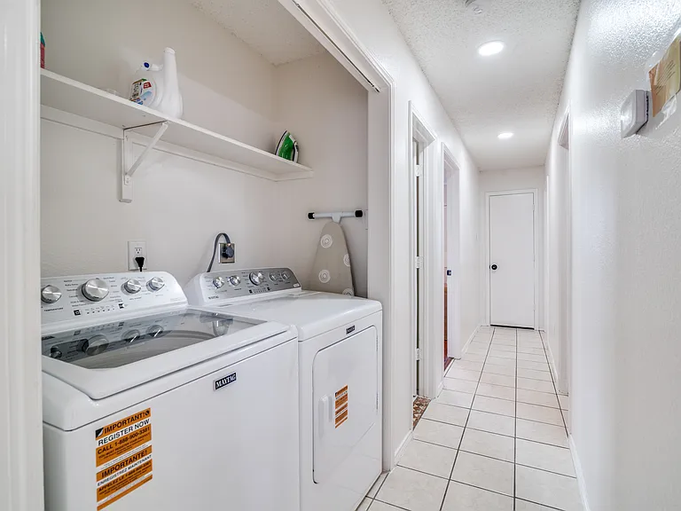 6105 Cypress Dr — Photo 7