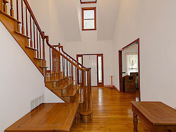 4th image of 1216 Fern Rd