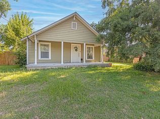 717 E Broadway St, Winnsboro, TX 75494