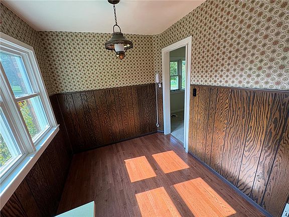 4th image of 1383 Scottie Ln