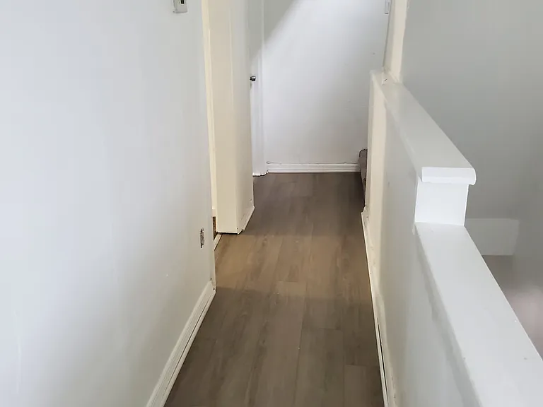 243 Watson Blvd #2 — Photo 4