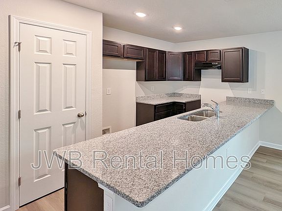 2nd image of 1163 W 3rd St