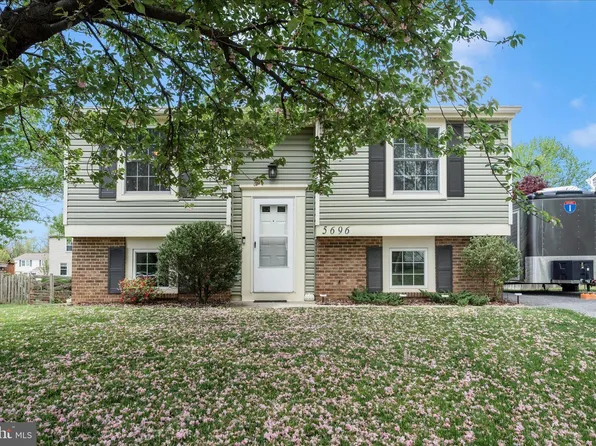 5696 Pebble Dr, Frederick, MD 21703