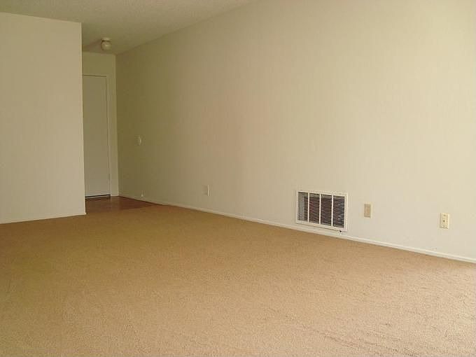1st image of 2595 Sierra Grande Way