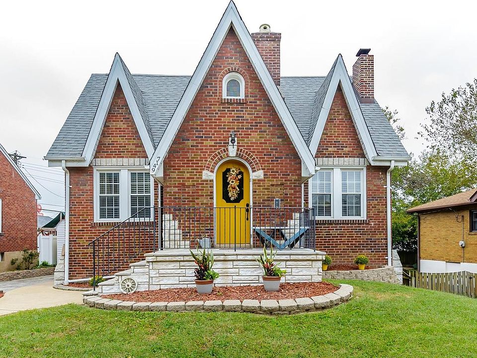 1st image of 9417 Sterling Pl