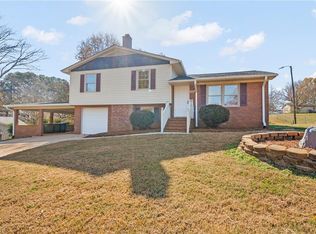 252 Pilotview Loop, Madison, NC 27025