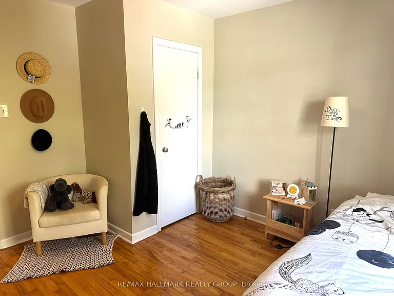 86 Gilchrist Ave #2 — Photo 11