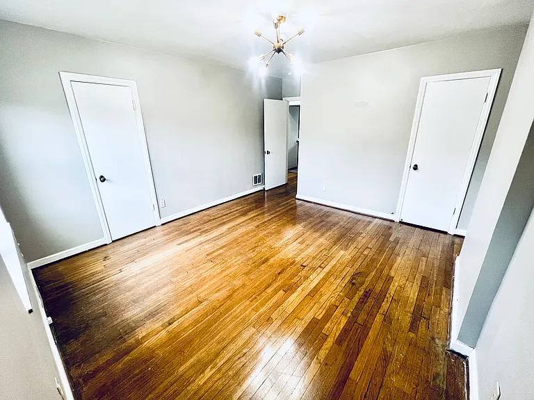 1571 Waltham Rd #1 — Photo 7