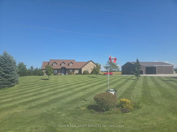 2nd image of 1532 Kerr Line