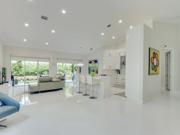 4729 Carlton Golf Drive, Lake Worth, FL 33449