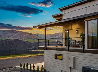 138 Riesling Dr, Rock Island, WA 98850