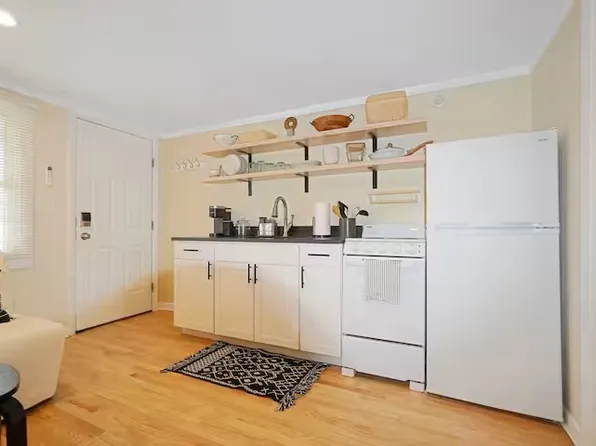 78 E Grand Ave, Old Orchard Beach, ME
