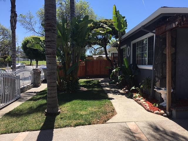 2nd image of 1241 Lancelot Ln