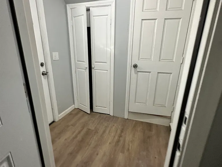 121 Bay St — Photo 9