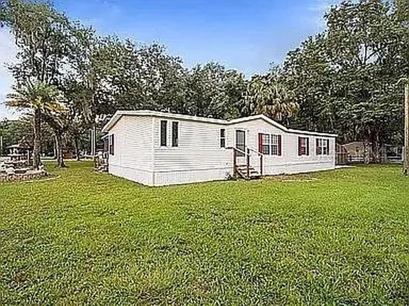 14232 NE 165th St, Fort Mc Coy, FL 32134