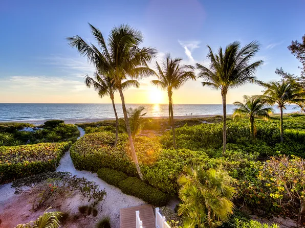 1074 S Seas Plantation Rd, Captiva, FL 33924