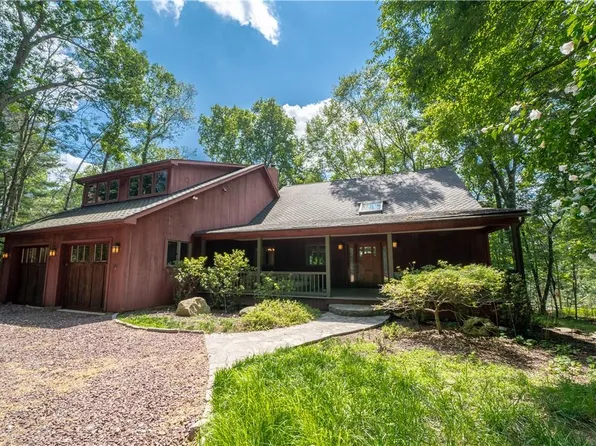 27 Cornish Road, Carmel, NY 10512