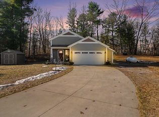 740 W River Hills Ct, Newaygo, MI 49337