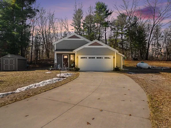 740 W River Hills Ct, Newaygo, MI 49337