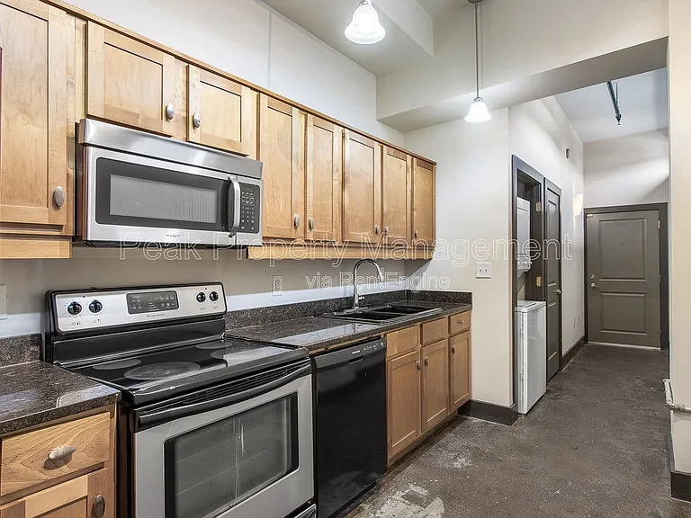 Trolley Lofts — Photo 34