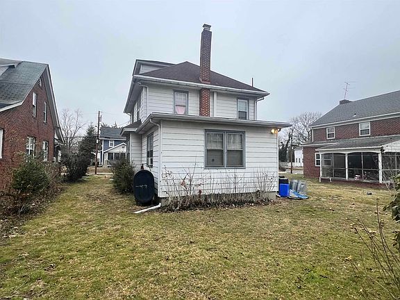 5th image of 2 9th St