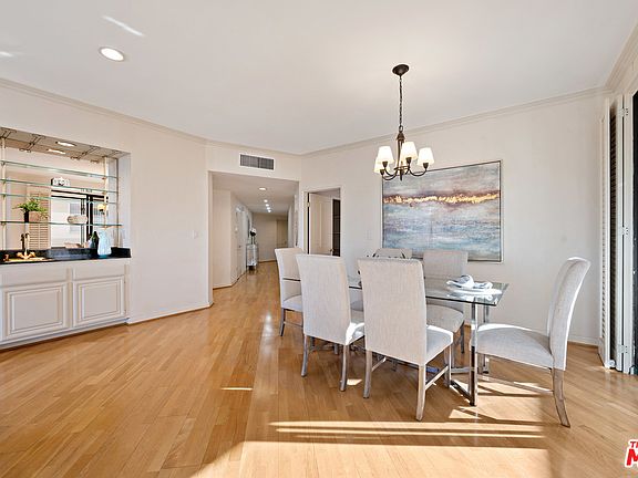 5th image of 8642 Gregory Way APT 304