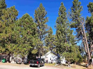 204 & 206 S Cabarton Rd, Cascade, ID 83611